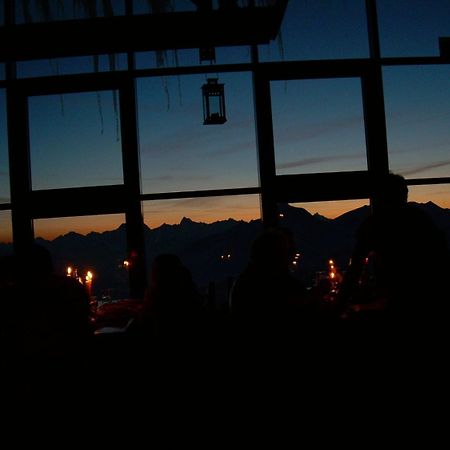 Hotel Tana Della Volpe Sestriere Esterno foto