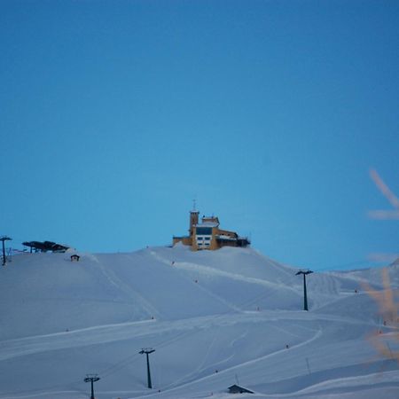 Hotel Tana Della Volpe Sestriere Esterno foto