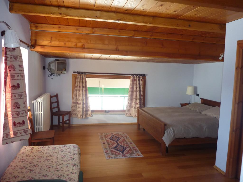 Hotel Tana Della Volpe Sestriere Esterno foto