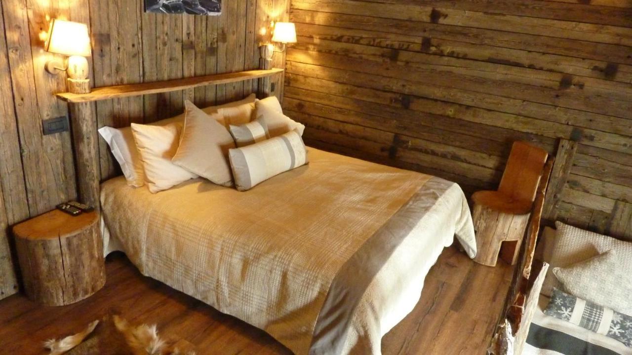 Hotel Tana Della Volpe Sestriere Esterno foto